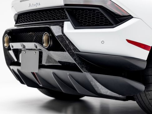 Used 2019 Lamborghini Huracan Performante image 15