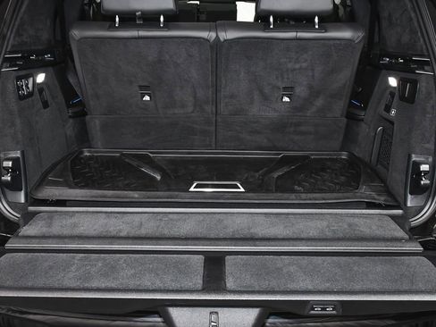 Used 2023 BMW X7 xDrive40i w/ M Sport Package image 72