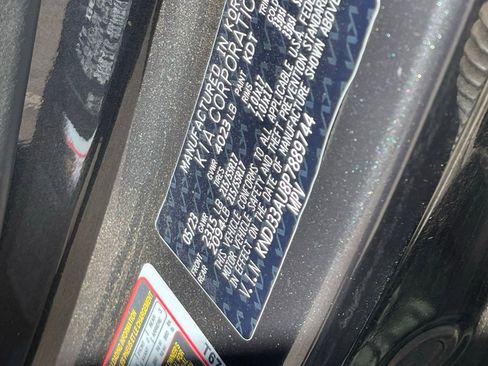 Used 2023 Kia Soul EX image 11