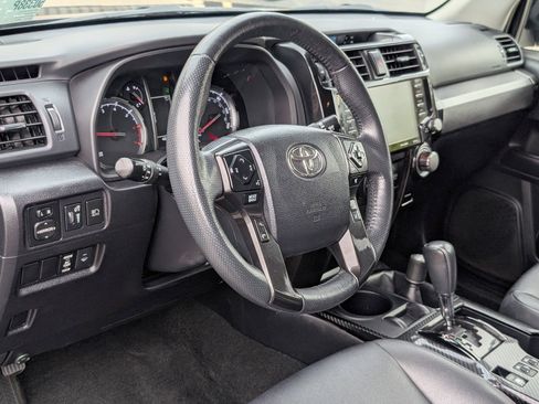 Used 2022 Toyota 4Runner TRD Off-Road Premium image 14