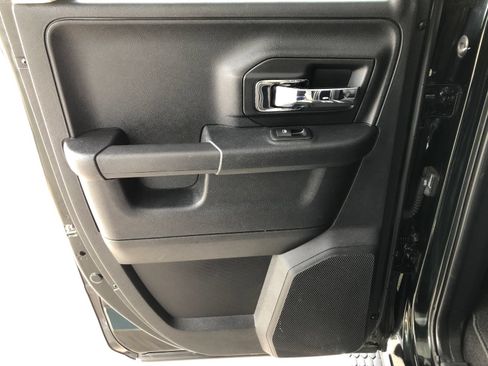 Used 2016 RAM 1500 Laramie AWD/4WD image 12