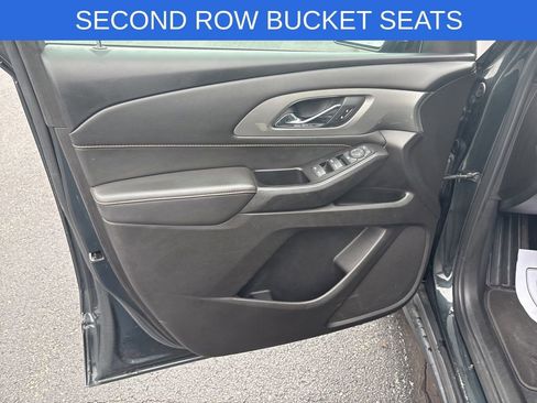 Used 2020 Chevrolet Traverse LT image 31