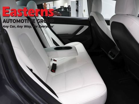 Used 2018 Tesla Model 3 Long Range AWD/4WD image 17