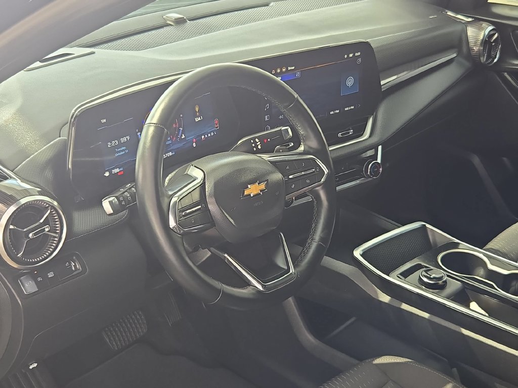 Used 2026 Chevrolet Equinox LT FWD image 13