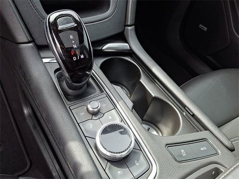 Used 2022 Cadillac XT6 Premium Luxury w/ Platinum Package image 13