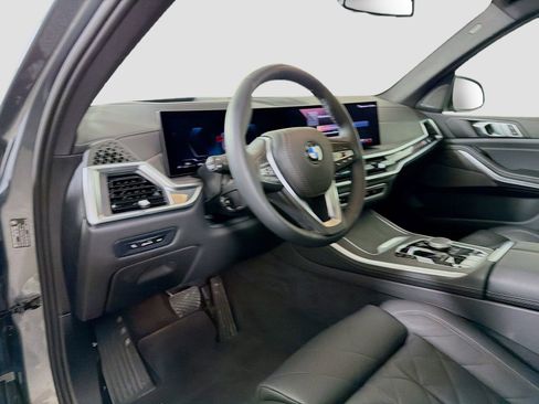 Certified 2025 BMW X5 xDrive40i w/ Climate Comfort Package image 10