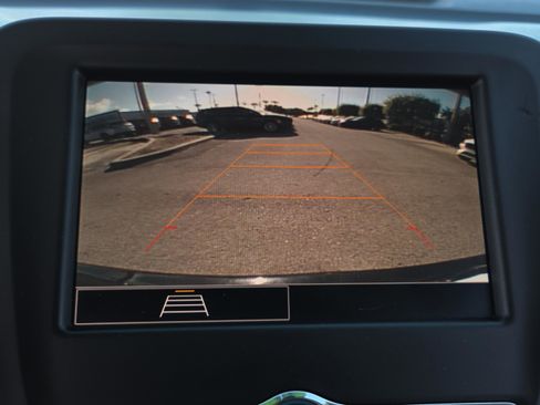 Used 2024 Chevrolet Equinox LT AWD/4WD image 32