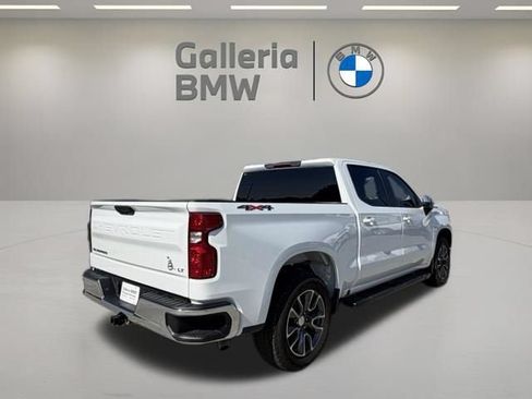 Used 2023 Chevrolet Silverado 1500 LT AWD/4WD image 8