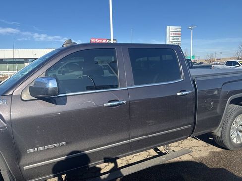 Used 2015 GMC Sierra 1500 SLT w/ SLT Crew Cab Value Package image 4