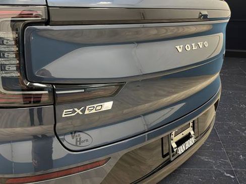 Used 2025 Volvo EX90 Ultra AWD/4WD image 41