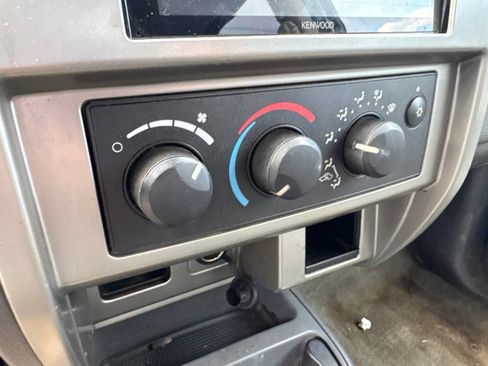 Used 2007 Dodge Dakota SLT RWD image 16