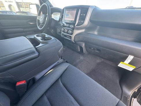 New 2026 RAM 1500 Express image 14