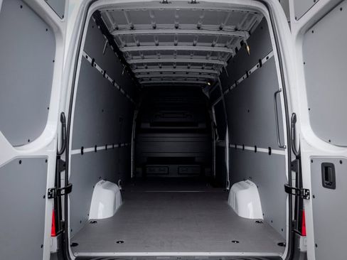 Used 2026 Mercedes-Benz Sprinter 2500 image 20