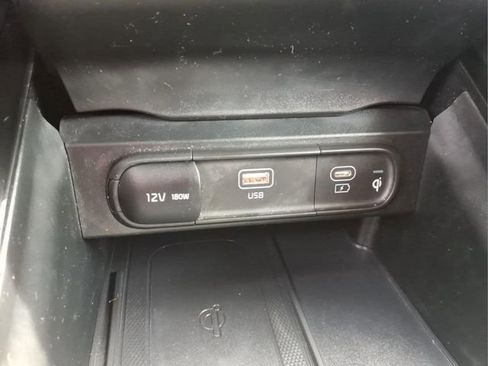 Used 2025 Kia Telluride S AWD/4WD image 14