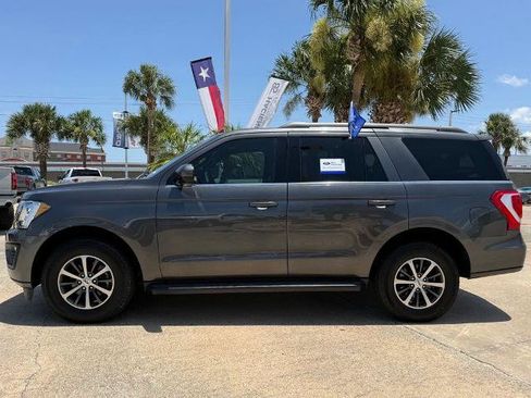 Certified 2020 Ford Expedition XLT RWD image 2