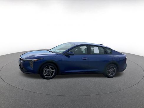 Used 2025 Kia K4 LXS image 8