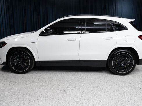 New 2026 Mercedes-Benz GLA 35 AMG 4MATIC image 8
