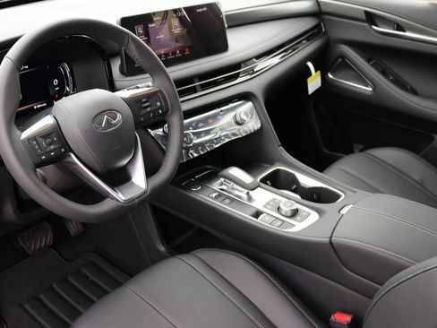 Certified 2025 INFINITI QX60 Luxe w/ Black Edition image 14
