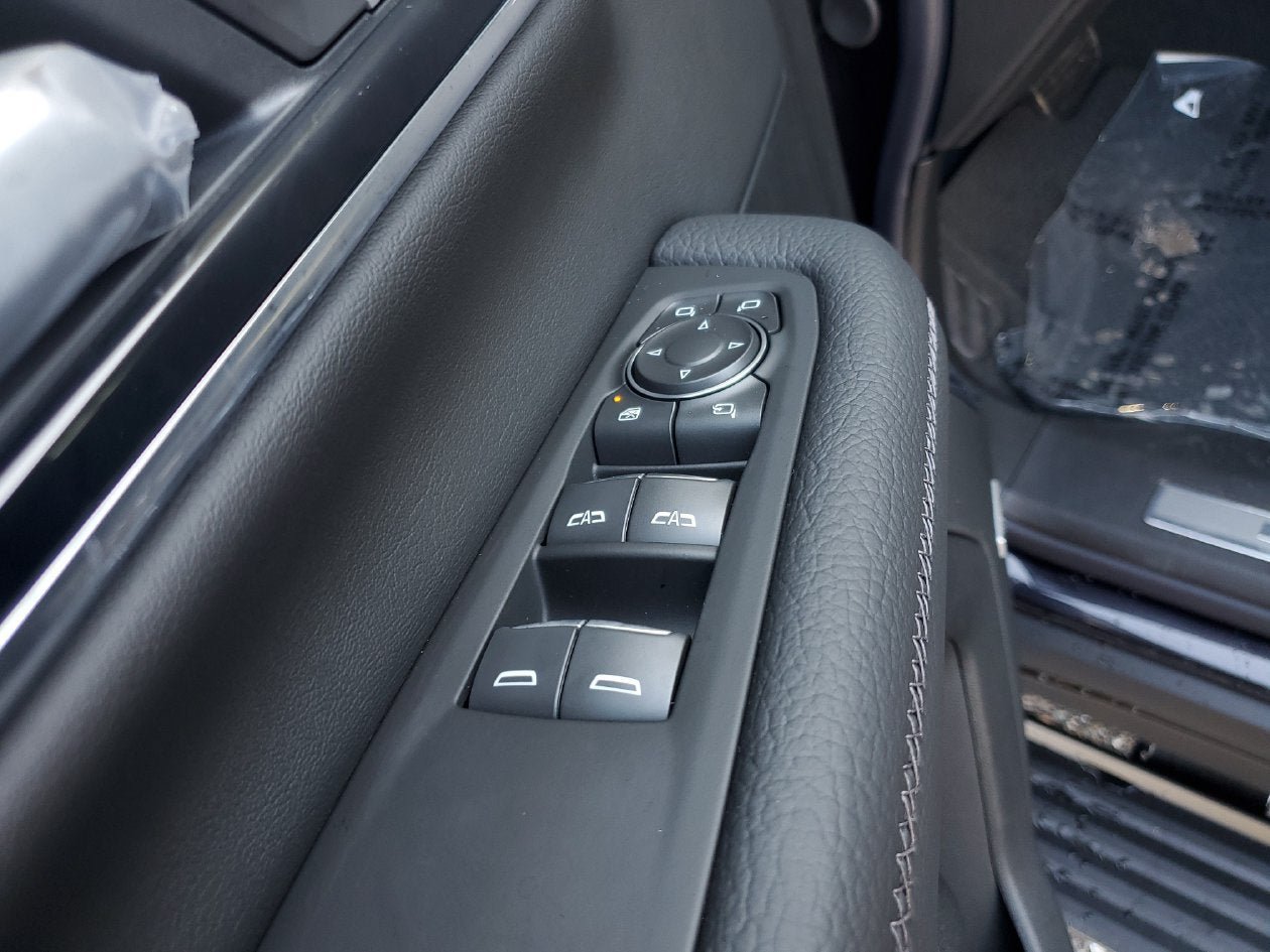 New 2027 GMC Yukon Denali w/ Sun & Power Step Package RWD image 18