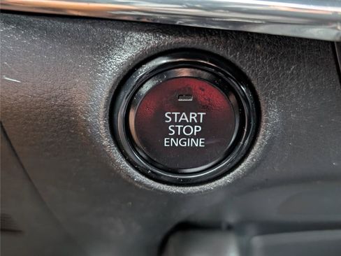 Used 2021 MAZDA MAZDA3 s FWD image 21