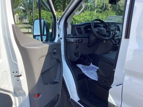 New 2025 Ford Transit 250 Base image 19