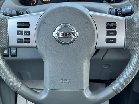 Used 2021 Nissan Frontier SV AWD/4WD image 19