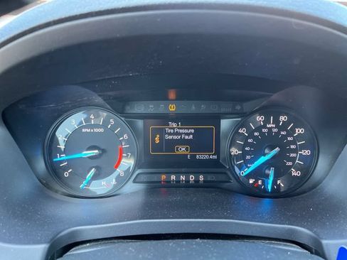 Used 2018 Ford Explorer XLT FWD image 7