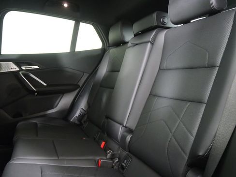 Used 2025 BMW X2 xDrive28i image 15