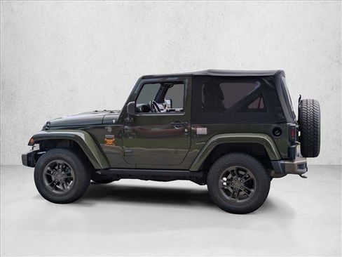 Used 2016 Jeep Wrangler Sahara AWD/4WD image 9