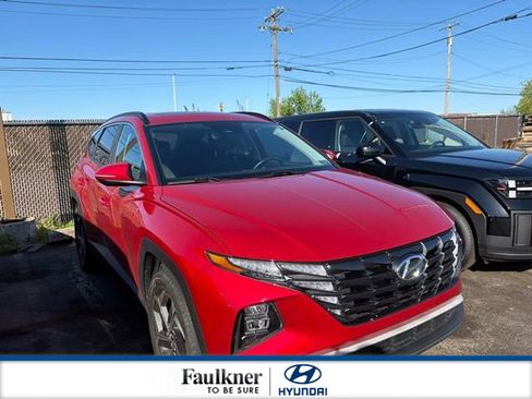 Used 2023 Hyundai Tucson SEL w/ Convenience Package AWD/4WD image 1