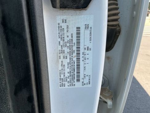 Used 2021 Ford F350 XLT w/ XLT Premium Package AWD/4WD image 16