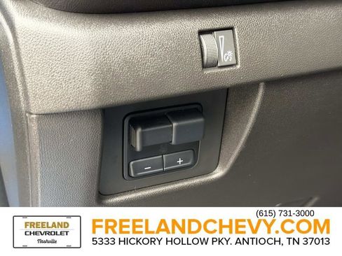 Used 2024 Chevrolet Colorado Trail Boss w/ Technology Package image 30