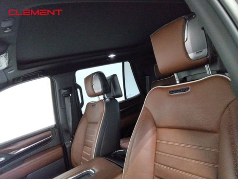 Used 2023 GMC Yukon Denali Ultimate image 23