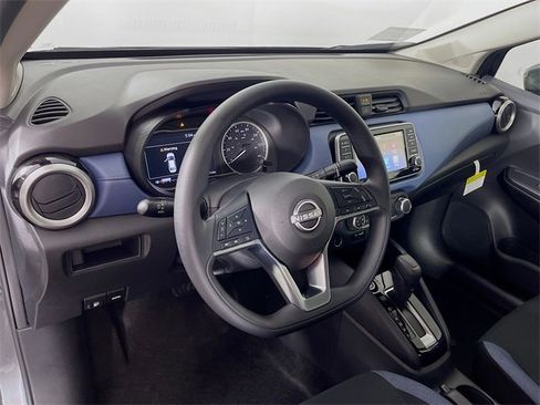 New 2025 Nissan Versa SV w/ Trunk Package image 7