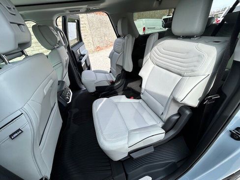 New 2026 Ford Expedition Max Platinum image 21