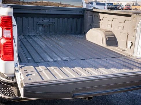 Used 2023 Chevrolet Silverado 1500 Custom Trail Boss w/ LPO, Dark Essentials Package image 10