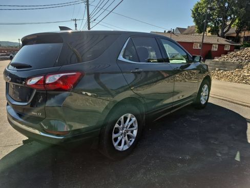 Used 2019 Chevrolet Equinox LT w/ Driver Convenience Package AWD/4WD image 6