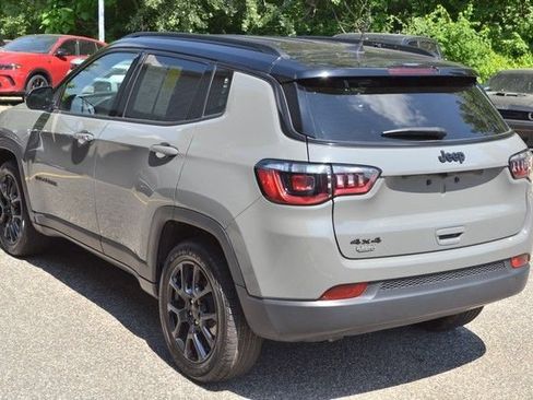 Used 2023 Jeep Compass Latitude w/ Convenience Group AWD/4WD image 6