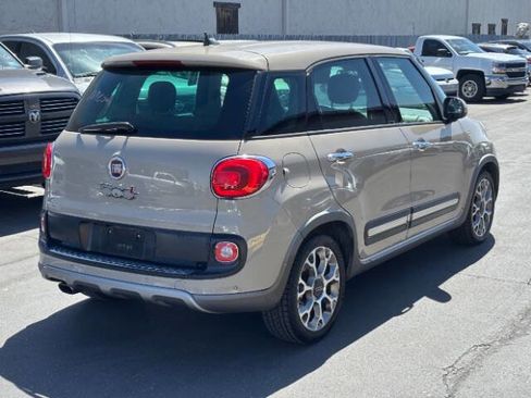 Used 2017 FIAT 500L Trekking w/ Popular Equipment Package FWD image 3