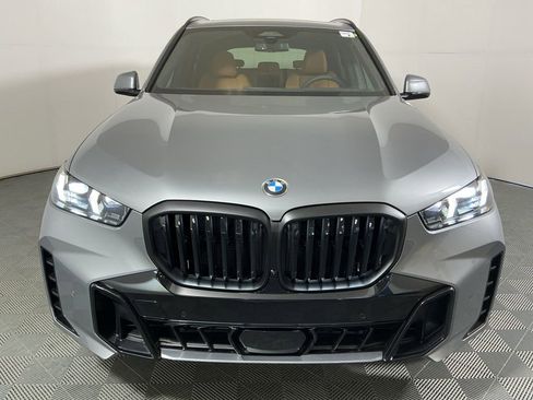 New 2026 BMW X5 sDrive40i w/ M Sport Package image 3