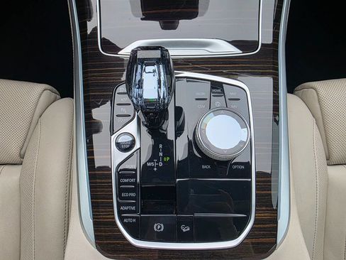 Used 2020 BMW X5 xDrive40i w/ M Sport Package image 34