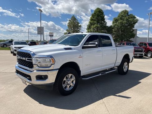 Used 2022 RAM 2500 Big Horn w/ Level 1 Equipment Group AWD/4WD image 1