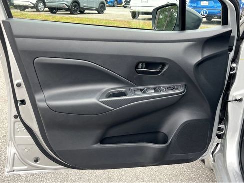 Used 2024 Nissan Versa S w/ Trunk Package FWD image 15