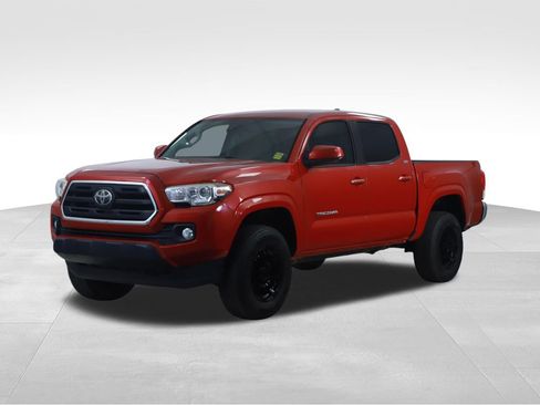 Used 2019 Toyota Tacoma SR5 RWD image 8