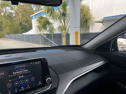 Used 2025 Nissan Altima 2.5 SR image 35