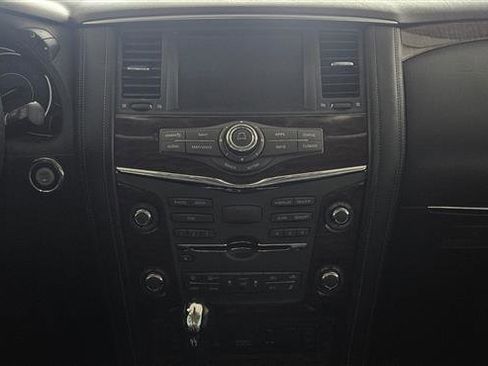 Used 2020 Nissan Armada SL image 13