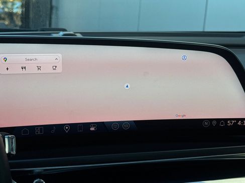 Certified 2024 Cadillac Lyriq Tech w/ Driver Assist Package image 39