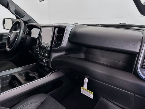 New 2026 RAM 1500 Express image 27