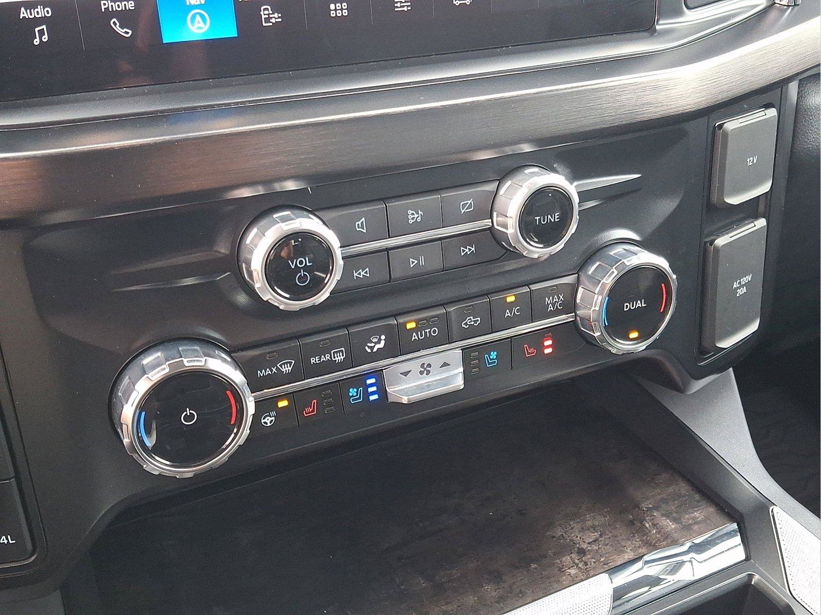 Used 2024 Ford F250 Lariat w/ Sport Appearance Package AWD/4WD image 13