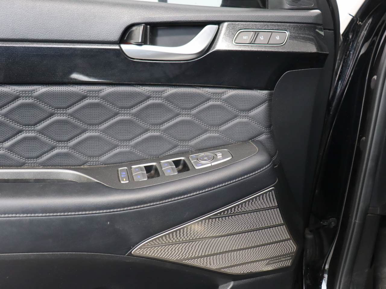 Used 2020 Hyundai Palisade Limited FWD image 14